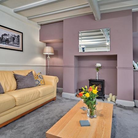 Finest Retreats - Cloggers Cottage Darley Eksteriør bilde