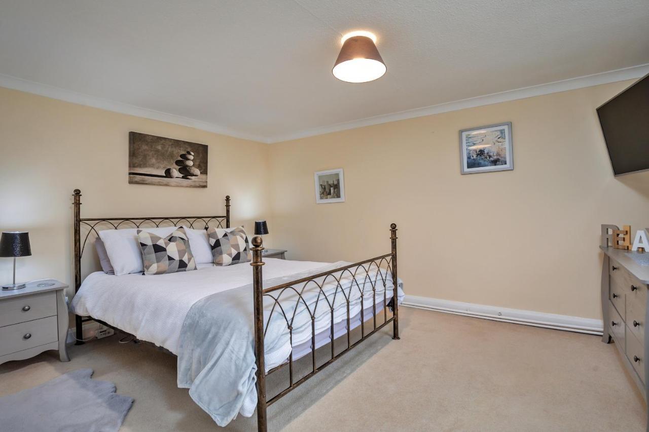 Finest Retreats - Cloggers Cottage Darley Eksteriør bilde
