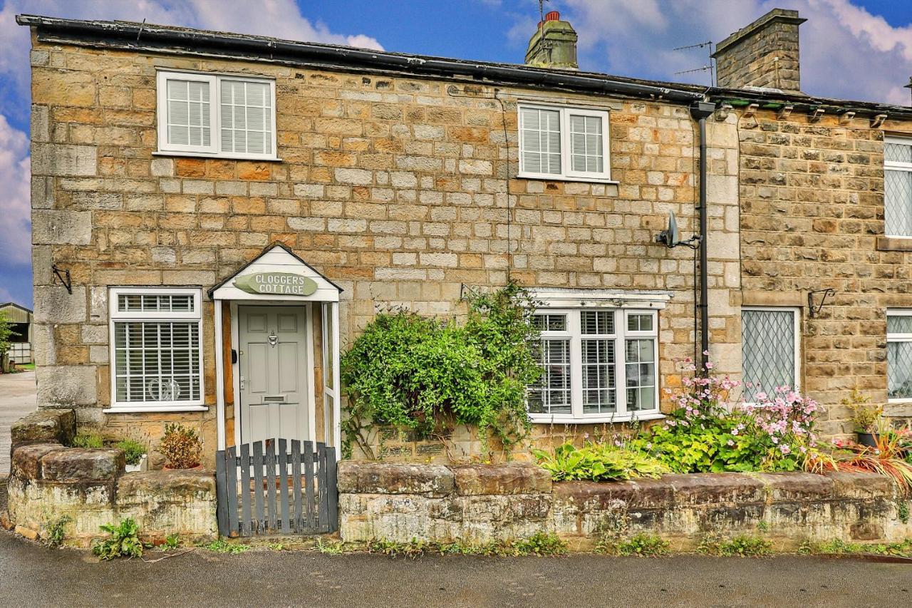 Finest Retreats - Cloggers Cottage Darley Eksteriør bilde